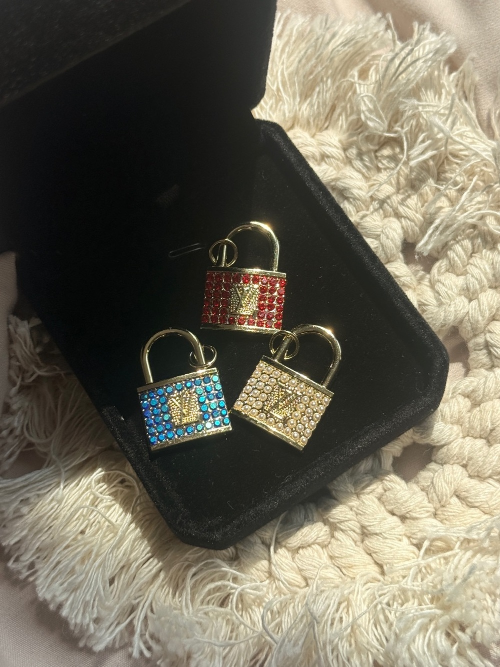 💎Charm ONLY logo lock LV Upcycled